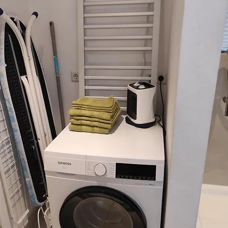 Stadtapartment Mit Balkon 公寓